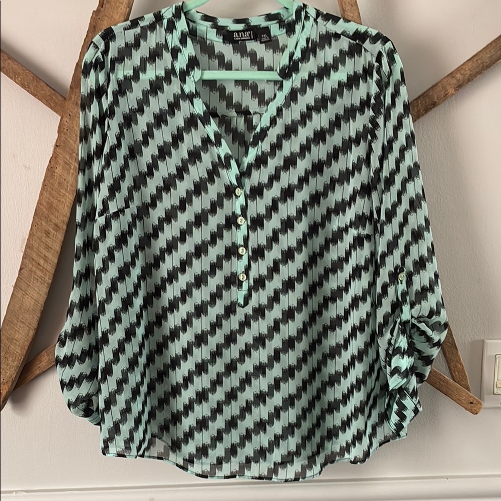 a.n.a Green and White Graphic Blouse with 3/4 Sleeves